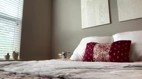 Snapshot of lovefromrose1 chatting on 10.15.25 Olivia Rose online show from 10.15.25