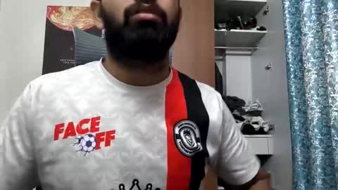 Snapshot of lovehairyindian chatting on 11.17.25 Indian hairy online show from 11.17.25