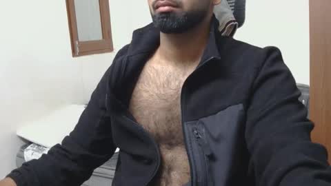 Snapshot of lovehairyindian chatting on 11.20.25 Indian hairy online show from 11.20.25