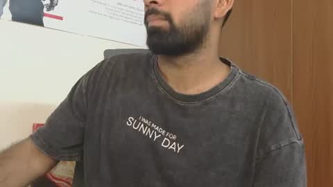 Snapshot of lovehairyindian chatting on 07.16.26 Indian hairy online show from 07.16.26