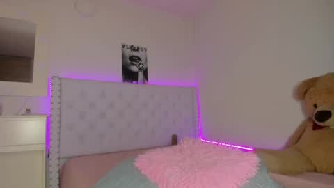 Snapshot of loveit_hermione chatting on 12.08.24 Val online show from 12.08.24