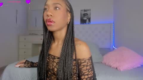 Snapshot of loveit_hermione chatting on 11.15.25 Val online show from 11.15.25