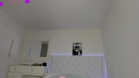 Snapshot of loveit_hermione chatting on 11.29.25 Val online show from 11.29.25