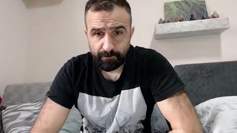 loveivat80 online show from 12.16.24