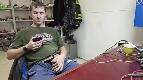 Snapshot of lovejimmi chatting on 12.02.25 lovejimmi online show from 12.02.25