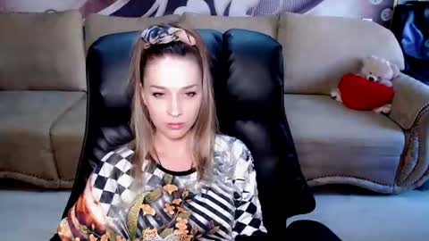 private open online show from 06.18.26
