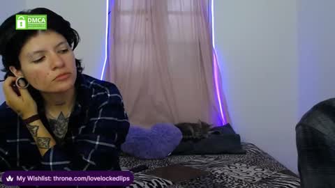 Snapshot of lovelockedlips chatting on 02.01.26 Alex Violet online show from 02.01.26