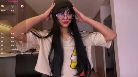 Snapshot of lovely_allys chatting on 12.04.25 Allyson 3 online show from 12.04.25