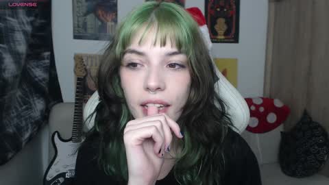 Cassie online show from 12.26.24