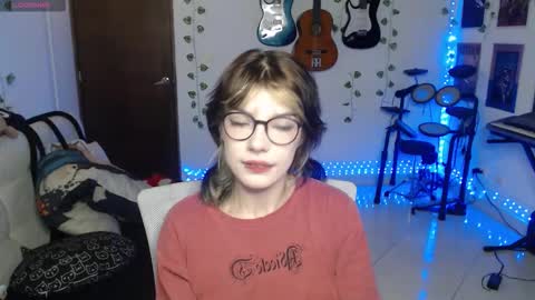 Snapshot of lovely_cass chatting on 11.24.25 Cassie online show from 11.24.25