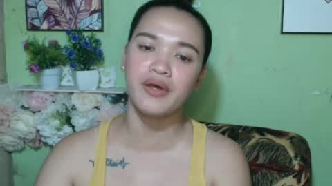 hearty2 Hey guys  Im Jess  online show from 07.20.26