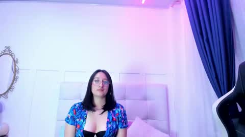 Chloe online show from 01.17.25