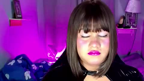 Snapshot of lovely_coleen chatting on 09.30.25 lovely_coleen online show from 09.30.25