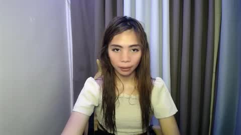 Snapshot of lovely_cummerx chatting on 06.10.26 JAM online show from 06.10.26
