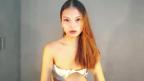 Snapshot of lovely_darlingx chatting on 06.09.26 Precious . online show from 06.09.26