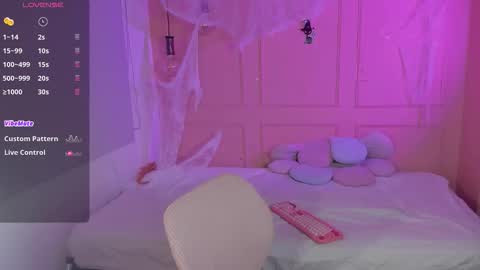 Emma online show from 10.14.25