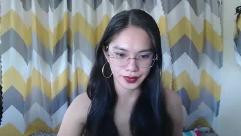 Snapshot of lovely_eunicets chatting on 12.20.25 Eunice Bermudez online show from 12.20.25