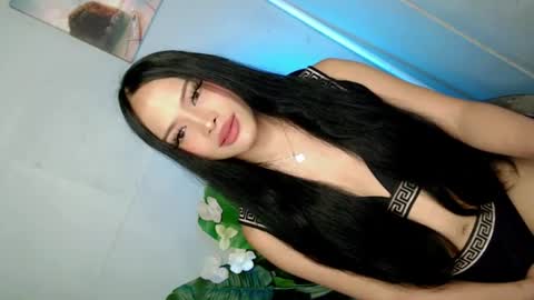 Snapshot of lovely_felicity chatting on 07.21.26 lovely_felicity online show from 07.21.26