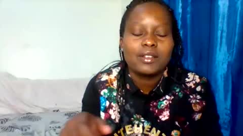 Snapshot of lovely_goodness chatting on 12.14.24 enid online show from 12.14.24