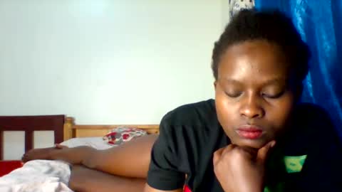 Snapshot of lovely_goodness chatting on 01.01.25 enid online show from 01.01.25