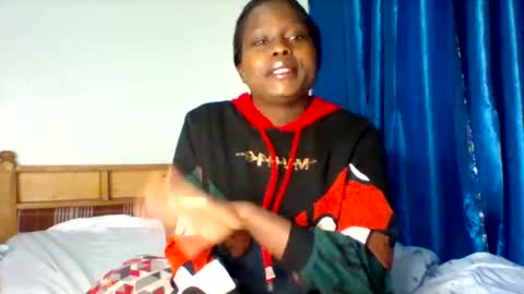 Snapshot of lovely_goodness chatting on 01.29.25 enid online show from 01.29.25