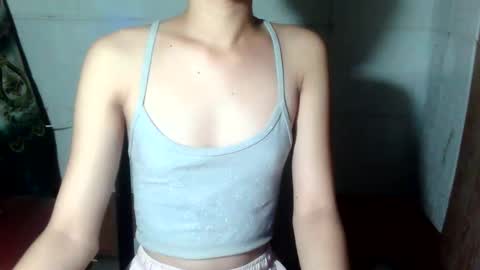 Snapshot of lovely_joan123 chatting on 04.17.26 lovely_joan123 online show from 04.17.26