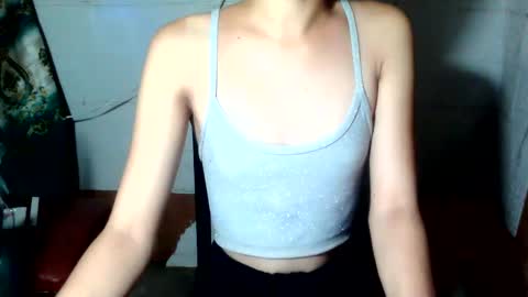 Snapshot of lovely_joan123 chatting on 05.01.26 lovely_joan123 online show from 05.01.26