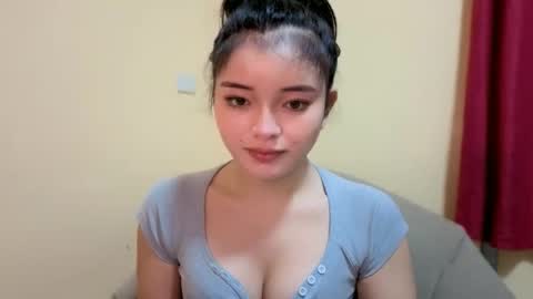 Lovely Laura online show from 09.22.25