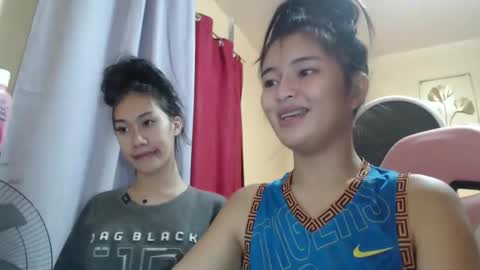 Lovely Laura online show from 09.24.25