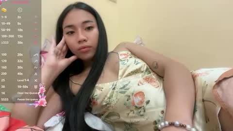 lovely_leah23 online show from 04.26.26