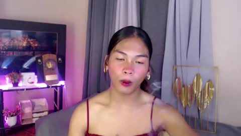 Snapshot of lovely_oliviax chatting on 03.18.26 KATE online show from 03.18.26