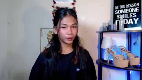 Snapshot of lovely_oliviax chatting on 04.06.26 KATE online show from 04.06.26
