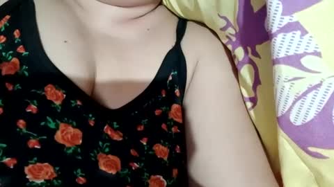 lovely_orchid online show from 01.12.25