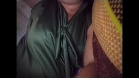 lovely_orchid online show from 01.18.26