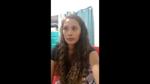 Snapshot of lovelyakeesha chatting on 12.18.25 LovelyAkeesha online show from 12.18.25