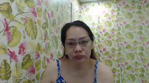 Snapshot of lovelyasiancutie chatting on 09.14.25 lovelyasiancutie online show from 09.14.25