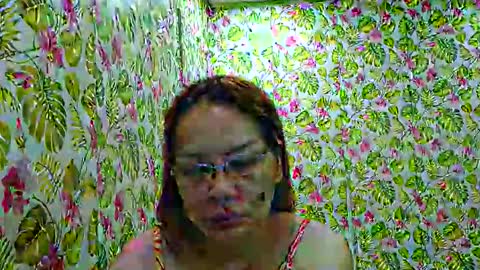 Snapshot of lovelyasiancutie chatting on 06.10.26 lovelyasiancutie online show from 06.10.26
