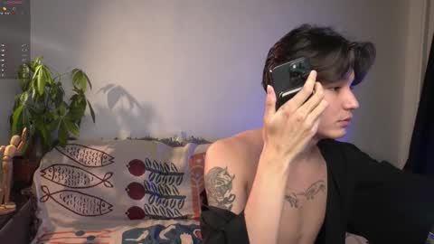 lovelydany3 online show from 10.18.25