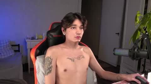 lovelydany3 online show from 11.22.25