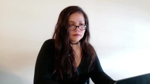 Snapshot of lovelykatiebabe chatting on 02.25.25 lovelykatiebabe online show from 02.25.25