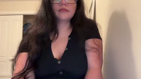 Snapshot of lovelykatiebabe chatting on 09.21.25 lovelykatiebabe online show from 09.21.25