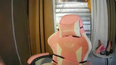 ara online show from 11.13.25