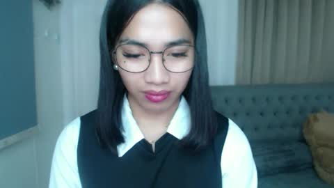 lovelymae18 online show from 03.25.26