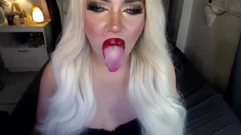 Snapshot of lovelymarie69 chatting on 12.04.24 Rebeca online show from 12.04.24