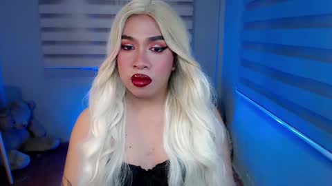 Snapshot of lovelymarie69 chatting on 01.17.25 Rebeca online show from 01.17.25