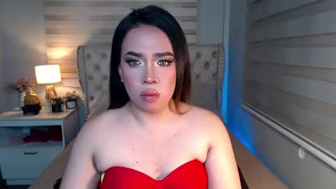 Snapshot of lovelymarie69 chatting on 02.16.25 Rebeca online show from 02.16.25