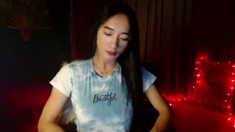 Snapshot of lovelypetite143 chatting on 02.12.26 lovelypetite143 online show from 02.12.26