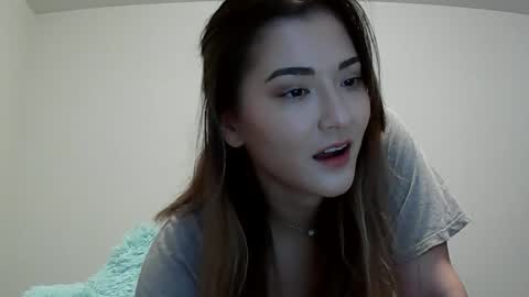 Queen Aria  online show from 11.05.25