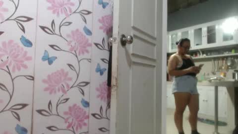 Angelquey online show from 02.18.25