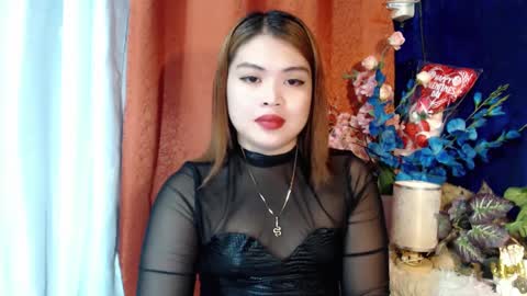 Snapshot of lovelyrhean chatting on 03.03.25 Rhean online show from 03.03.25